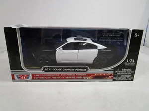 MOTORMAX 1/24 BLACK/WHITE 2011 DODGE CHARGER PURSUIT POLICE *DISCONTINUED* - Picture 1 of 5