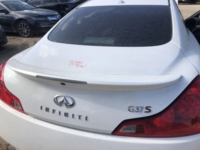 2010-2013 INFINITI G37S COUPE Rear Trunk Deck Lid QAA White w/ Spoiler 9560 Foto 1 de 4
