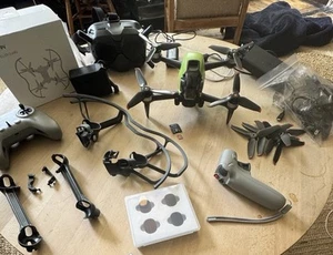 DJI FPV - HUGE COMBO - Low Flight Time - loads of extras - Picture 1 of 20
