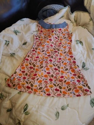 Vestido hecho a mano para niñas floral rosa pit to pit 17 pulgadas usado Foto 1 de 4