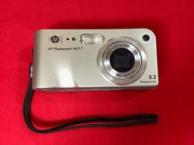 HP Photosmart M517 Compact Digital Camera 5.2MP & 2GB SD (no batteries) working - Image 1 of 4