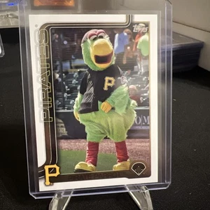 2025 Topps Celebration Mascot #M-19 Pirate Parrot SP Pirates - Picture 1 of 2