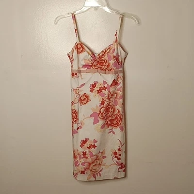 Vestido ajustado floral con correa de espagueti B.Darlin Junior talla 5/6. Fiesta. Foto 1 de 4