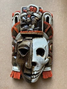 Mayan Ceramic Skull Mask Hand Painted - Foto 1 di 6
