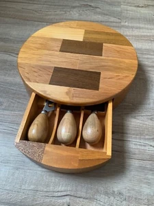 Käseplatte/Box mit Käsebesteck - Bild 1 von 7