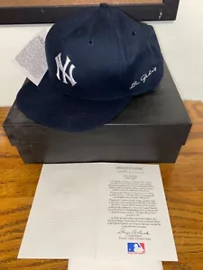 Cappello classico romano Lou Gehrig Cooperstown Collection taglia 7 1/8 - Foto 1 di 3