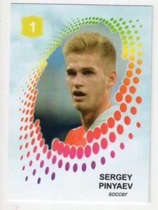2022/23 SERGEY PINYAEV BARAJA DE CARTAS DOC 1 AMARILLO NOVATO RC FÚTBOL!           nc - Imagen 1 de 2