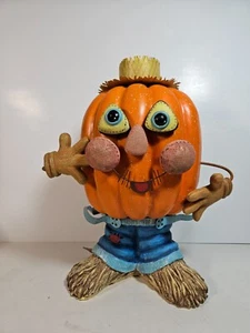 Decorative Concepts Pumpkin Wear Espantapájaros Calabaza - Imagen 1 de 12
