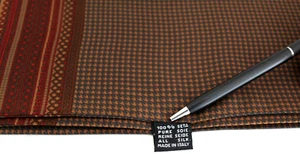 Vintage italienischer 100 % Seide 54” x 10” gemusterter Schal... gebraucht, in einwandfreiem Zustand - Bild 1 von 2