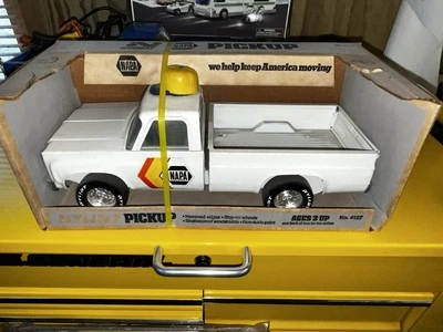 复古 1980 年 Nylint NAPA 雪佛兰皮卡车 带帽 No 4127d 带外观簿和收据 — 第 1/3 张图片