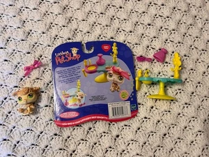 LPS Littlest Pet Shop #146 POODLE with Pet Grooming Set - Picture 1 of 3