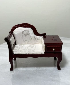 Puppenhaus Miniatur Telefontisch Klatschbank Mahagoni 1:12 LESEN - Bild 1 von 21