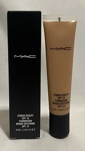 MAC Studio Sculpt Foundation SPF15 Shade NW35 Full Size 40ml / 1.3oz New In Box - Picture 1 of 5