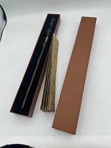 Harry Potter Interaktiver Zauberstab Zauberwelt von Harry Potter mit Karte - Bild 1 von 5