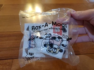 NEW Box-A-Moos Collect The Whole Heard ~ Chick-Fil-A Toy 2025 - Picture 1 of 4