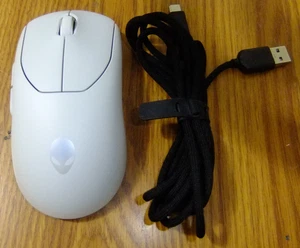 Alienware Pro Wireless Gaming Maus PRO-MS -W-DEAM USB WIRELESS EMPFÄNGER FEHLT - Bild 1 von 9