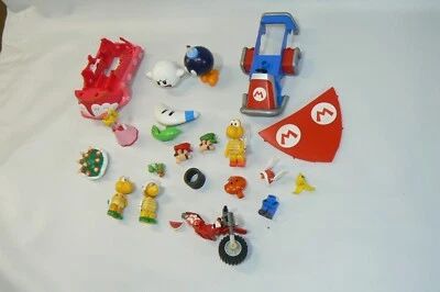 Knex Super Mario Bros Mini Figures And Accessories misc. Lot for parts - Image 1 of 4