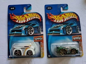 2004 HOT WHEELS FIRST EDITIONS BLINGS #11 LOTUS ESPIRIT &Dairy Delivery - Picture 1 of 16