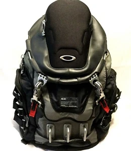 OAKLEY KITCHEN SINK BACKPACK Black / Grey 34L Tactical Field Gear Day Pack Bag - Picture 1 of 8