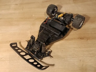 NIKKO BUGGY spares wishbones hub diff spur gear shocks wheel ROLLER 1/10 1:10 - Image 1 of 4