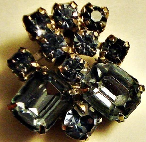 VINTAGE BLUE CRYSTAL EARRINGS - Picture 1 of 2