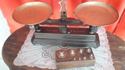 Ancienne Balance Roberval et Boîte de Poids Objets Vintage du XXème Curiosité - Photo 1/4