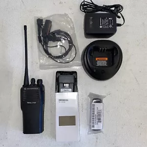 Motorola CP200 UHF Radio Refurbished 16 Ch 438-470 Mhz With New Accessories - Picture 1 of 6