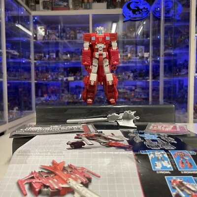 Hasbro  Transformers Combiner Wars SCATTERSHOT V Robot Componibile Computron - Immagine 1 di 4