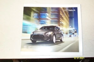 2017 Toyota Yaris iA catalog sales brochure  - Bild 1 von 2