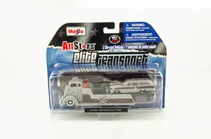 Maisto 1/64 All Stars Elite Transport COE Flatbed 1962 Chevrolet Biscayne Wagon - Picture 1 of 3