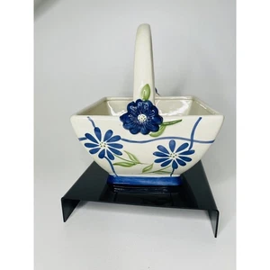 Floral Basket Pfaltzgraff Springwood Discontinued Home/Room Decor  - Picture 1 of 8