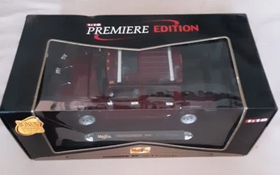 Maisto Special Edition Hummer H2 SUT Concept, scale 1:18 Brugandy Diecast Car - Image 1 of 4