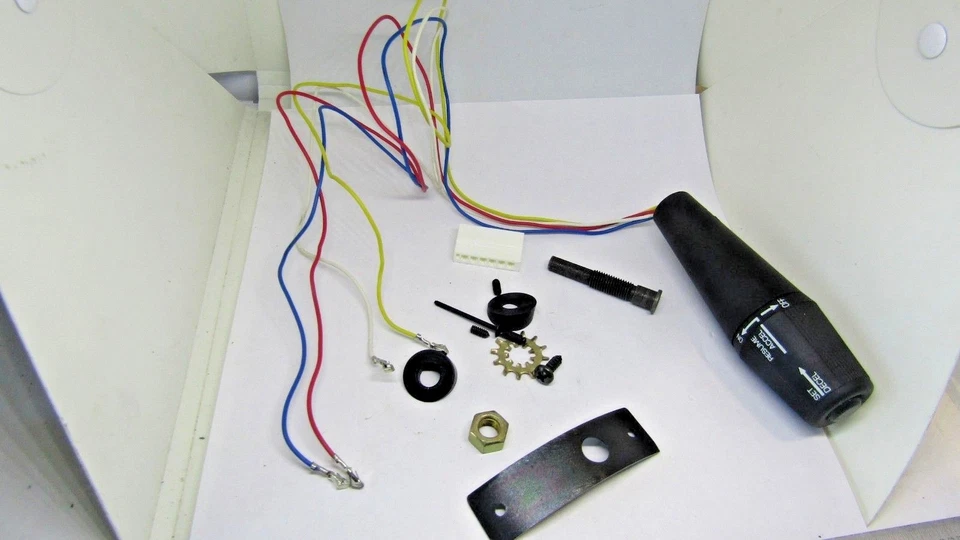 204-2151 FORD CRUISE CONTROL SWITCH fits 1989 1990 FORD BRONCO II  RANGER NEW  - Image 1 of 4