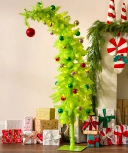 Grinch Stil skurriler Weihnachtsbaum vorbeleuchtet künstlich 5 Fuß - Bild 1 von 1