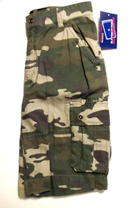 NWT BOYS YOUTH ARMY GREEN AUTHENTIC GRAPHITE CAMOUFLAGE CARGO SHORTS SIZE 18  - Picture 1 of 1