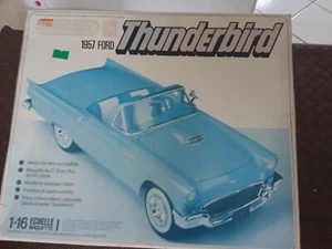 MATCHBOX/AMT 1/16 MAQUETTE/KIT RARE 1957 FORD THUNDERBIRD COMPLETE BAR - Bild 1 von 13