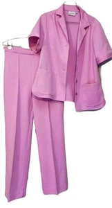 Pigiama vintage 2 pezzi tuta, pantaloni e blazer rosa taglia 10 - Foto 1 di 14