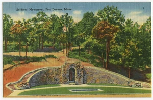 Postal de lino - Fort Devens, Massachusetts - Monumento a los soldados - Imagen 1 de 2