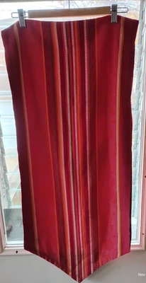 La Jacquard Francais Table Runner Primrose Bordier Red/Orange EUC - Image 1 of 4