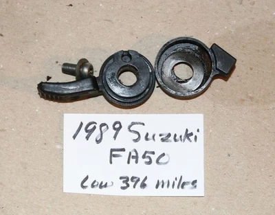 Suzuki FA50 1989 unidad de palanca de estrangulamiento con resorte y tornillo (poco de 396 millas) Foto 1 de 2