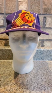 Cappello Berretto Phoenix Suns NBA Vintage AJD Big Logo Snapback Viola Taglia Unica (Z1) - Foto 1 di 18