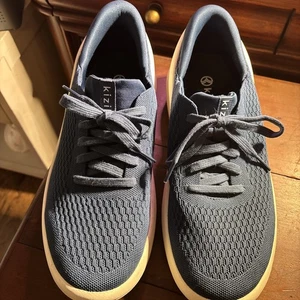 Zapatillas Kizik Hombre Talla 11 Azul. Fácil encendido, fácil apagado. - Imagen 1 de 11