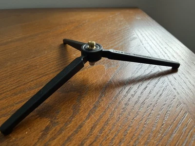 Trípode de mesa de aluminio de alta resistencia Manfrotto 209 sin cabezal Foto 1 de 3