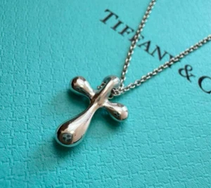 Tiffany & Co. Elsa Peretti Kreuz kleiner Kettenanhänger Silber [sehr gut] - Bild 1 von 8
