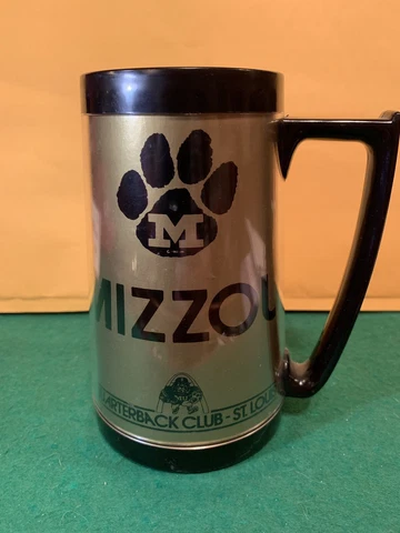 Missouri Tigers Bud Light Quarterback’s Club Plastic Mug. Vintage Mizzou Cover