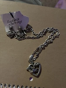 Vtg Silver Necklace/Earrings Love Finds The Way (Dove) - Picture 1 of 4