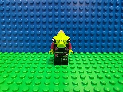 LEGO Alien Pilot Minifigure Conquest ac002 7050 7067 7052 Space CMF Lot Rare HTF - Image 1 of 4