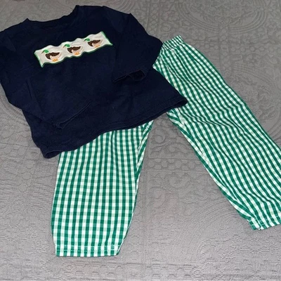 Pantaloni anatra a quadri smocked, camicia marina tinta unita, caccia all'anatra, plaid, 2t - Immagine 1 di 4