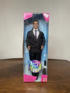 Barbie Mattel 1997 Totally Cool Ken #19387 nuova in scatola - Foto 1 di 12