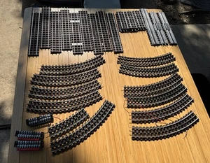 O Scale Lot of 30 Gargraves Straight Curves Train Tracks with Extras - Picture 1 of 12